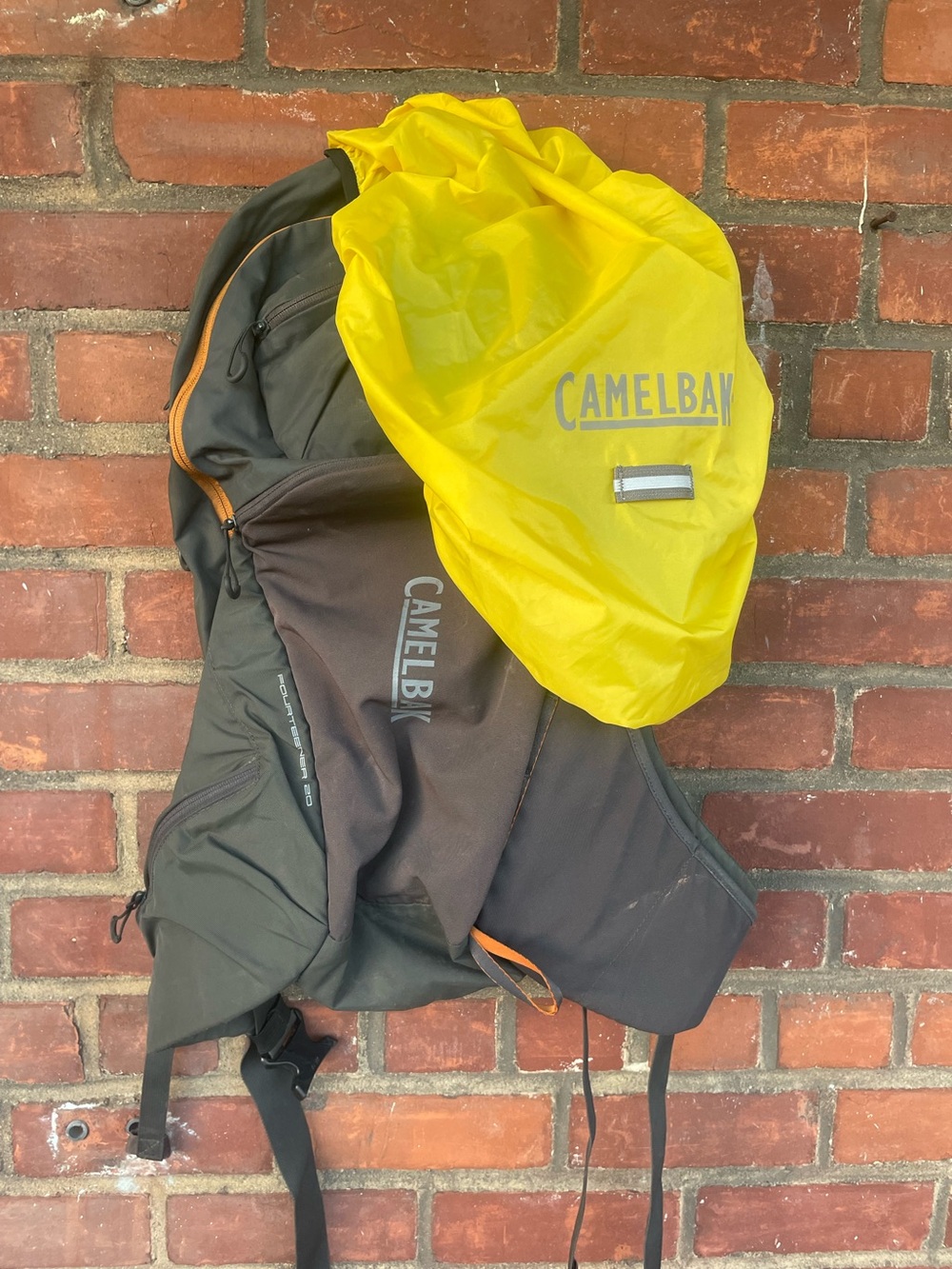 CamelBak Fourteener 20 Backpack Hydration Hiking Gray + Rain Cover NO Bladder
